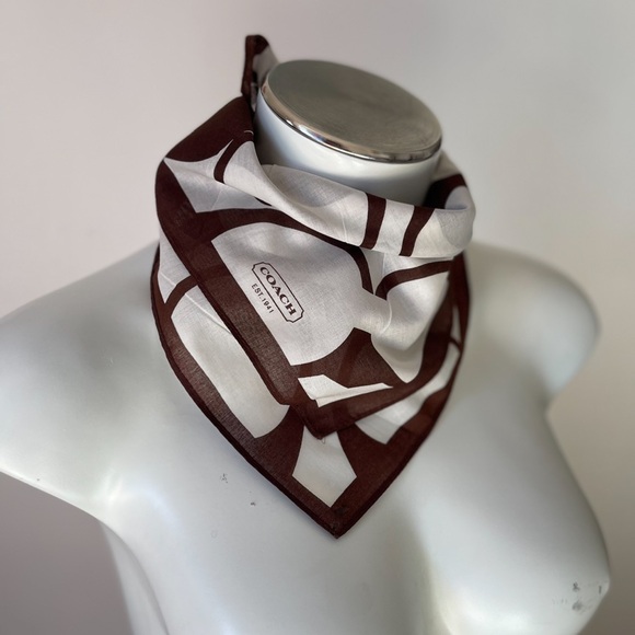 New Coach square washcloth - Picture 1 of 9